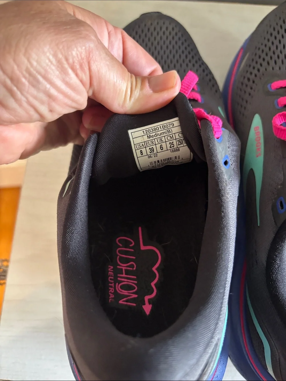 Brooks Ghost 15 Women’s Running Shoes - Black with Teal & Hot Pink